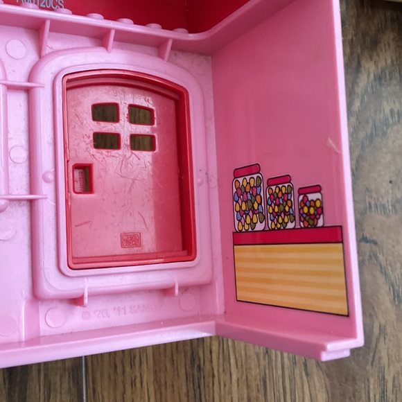 Hello Kitty Mega Bloks - Picture 3 of 5